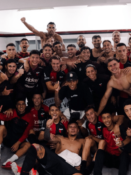 Colón pegó desde los doce pasos, le ganó 1 – 0 a Racing de Córdoba y mira a todos desde&nbsp;arriba