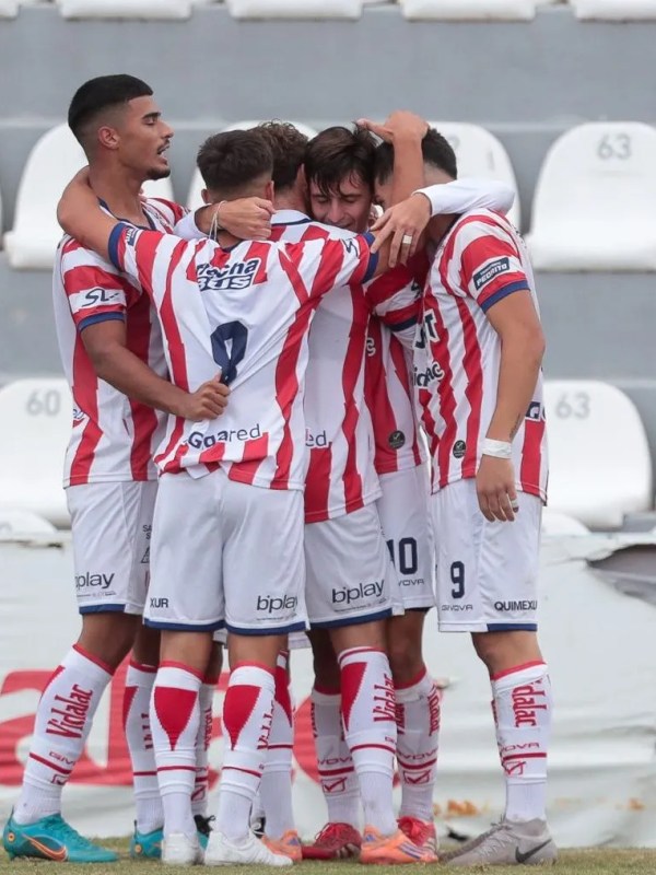 Reserva: Unión se adueñó del clásico santafesino, derrotó en el estadio 15 de Abril a Colón&nbsp;3-1