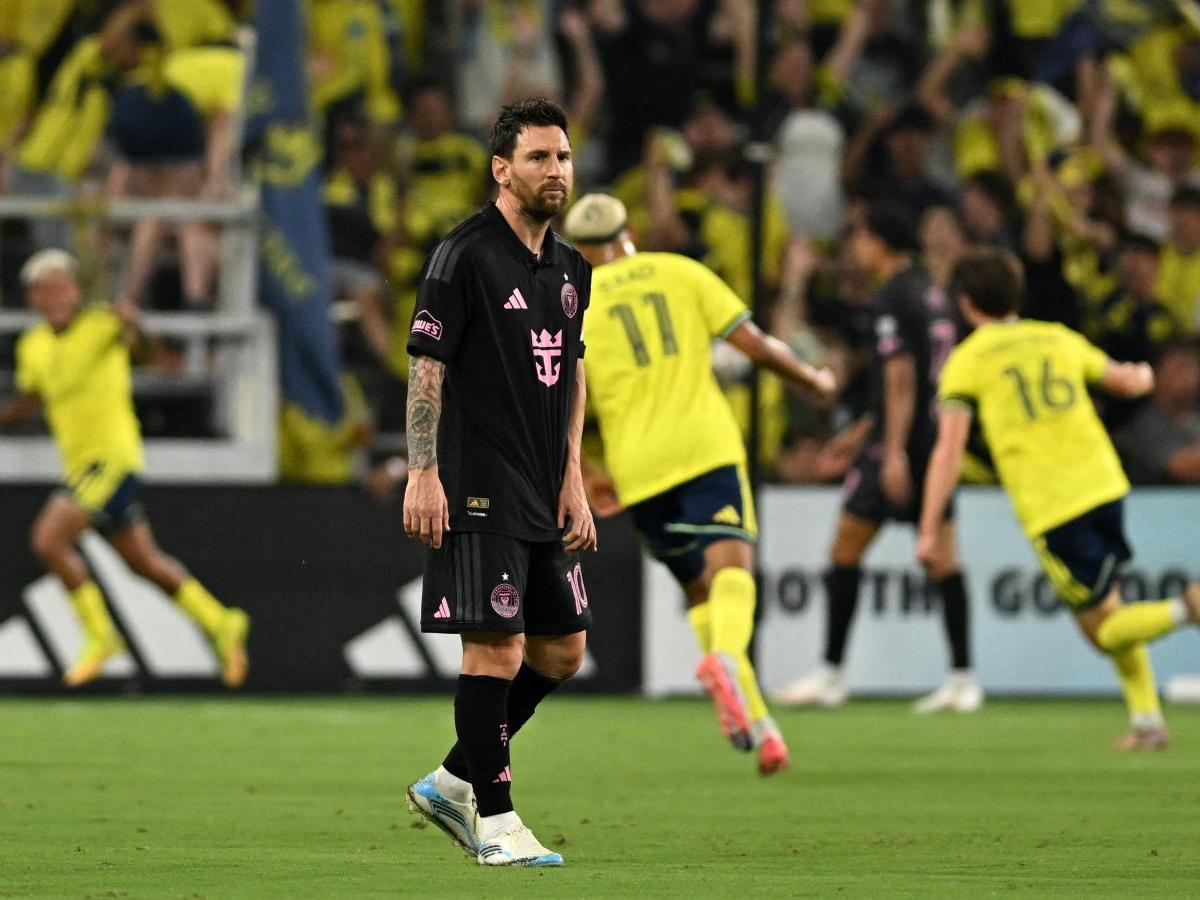 No fue la noche del 10: penal errado, amarilla, palos y gol anulado, el saldo de Messi en la derrota de Inter&nbsp;Miami